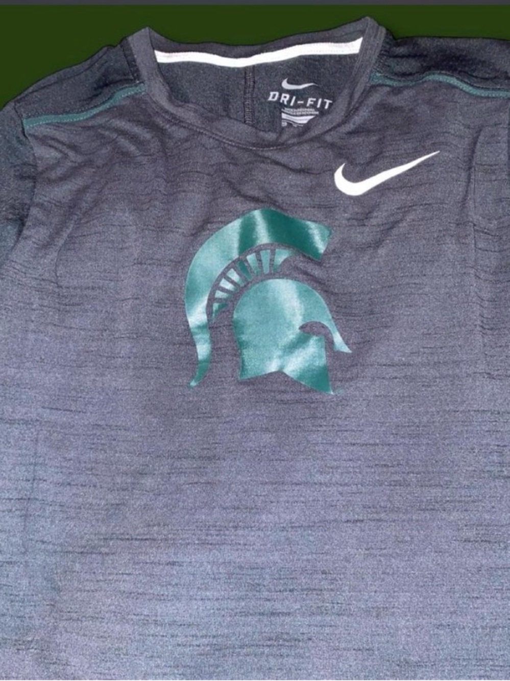 Nike Dri-FIT Michigan State Spartans Long Sleeve Shirt Women’s College - Picture 4 of 4